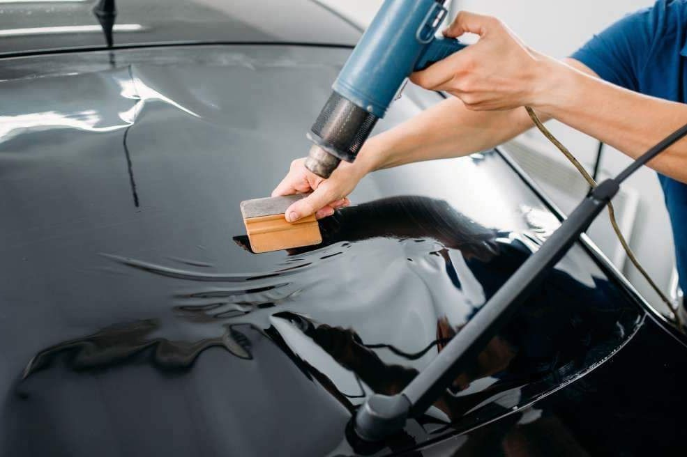 Các gói phim cách nhiệt Llumar bạn nên dán cho xe hơi