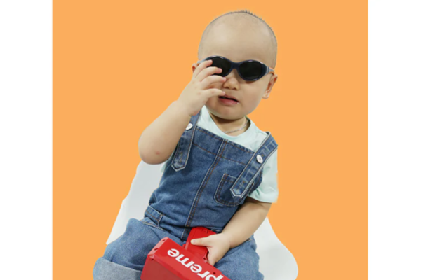 Kính mát chống UV cho bé REAL SHADES Navy Orange 0EXPNVOR